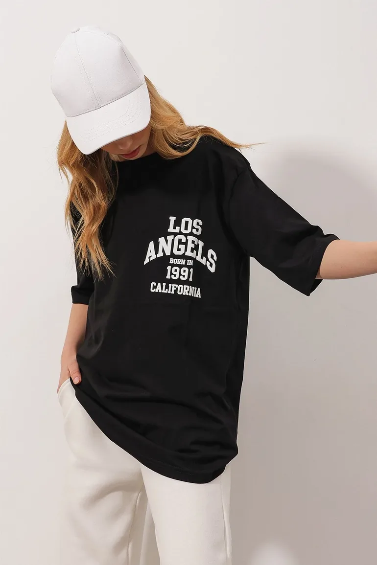 Women's Black Crew Neck Printed Oversize T-Shirt - 2
