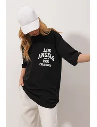 Women's Black Crew Neck Printed Oversize T-Shirt - 2
