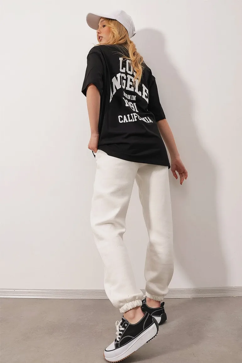 Women's Black Crew Neck Printed Oversize T-Shirt